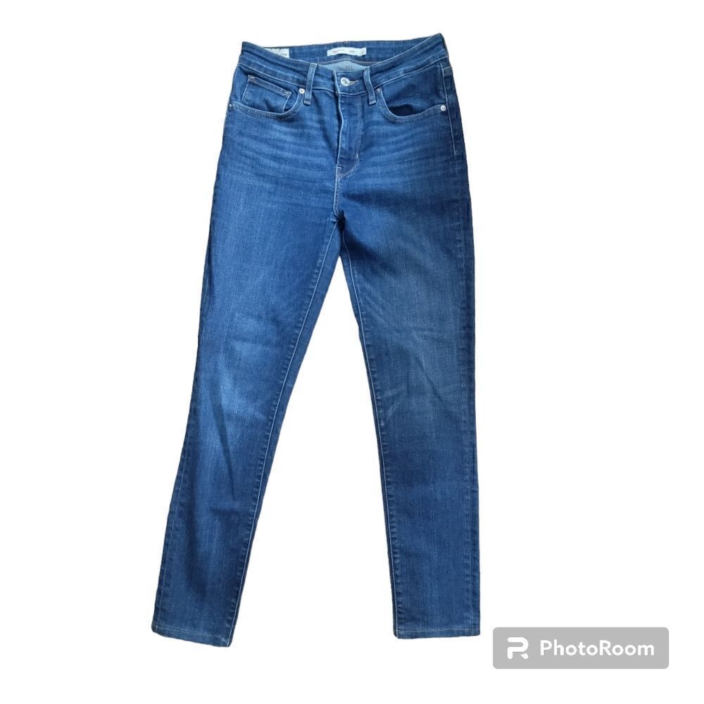 Levi's Premium Denim 721 High Rise Skinny. Size 27